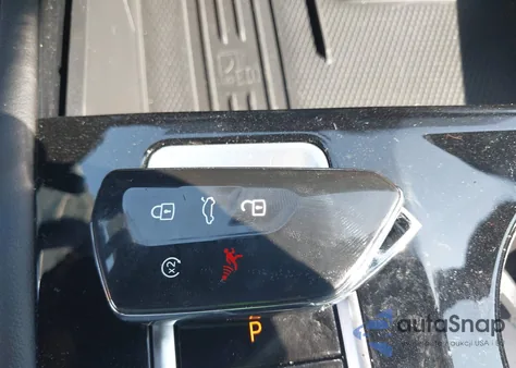 2025 Volkswagen Atlas Cross Sport 2.0T Se W/Technology from USA, damaged, VIN 1V2KE2CA9SC226144